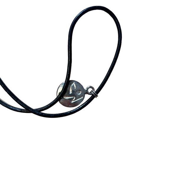 Zumba Fitness Old School Leather Cord Choker Necklace - Picture 3 of 3